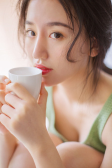 免播放器